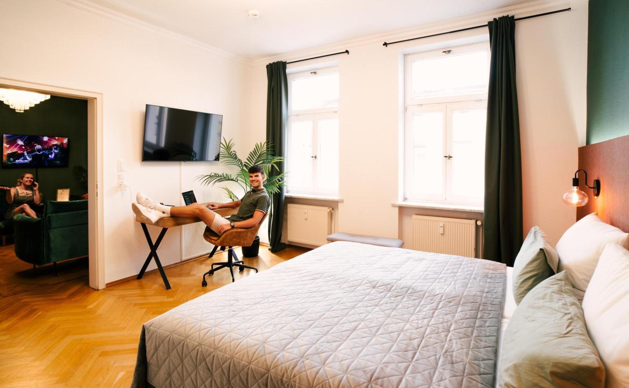 Rebelrents #4 Design Trifft Komfort - Einzigartiges Ferienapartment In Der Nahe Des Hauptbahnhofs Halle  Εξωτερικό φωτογραφία